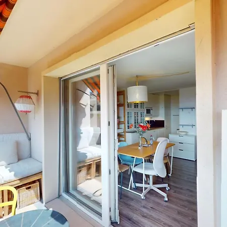 Apartment One-bedroom With View